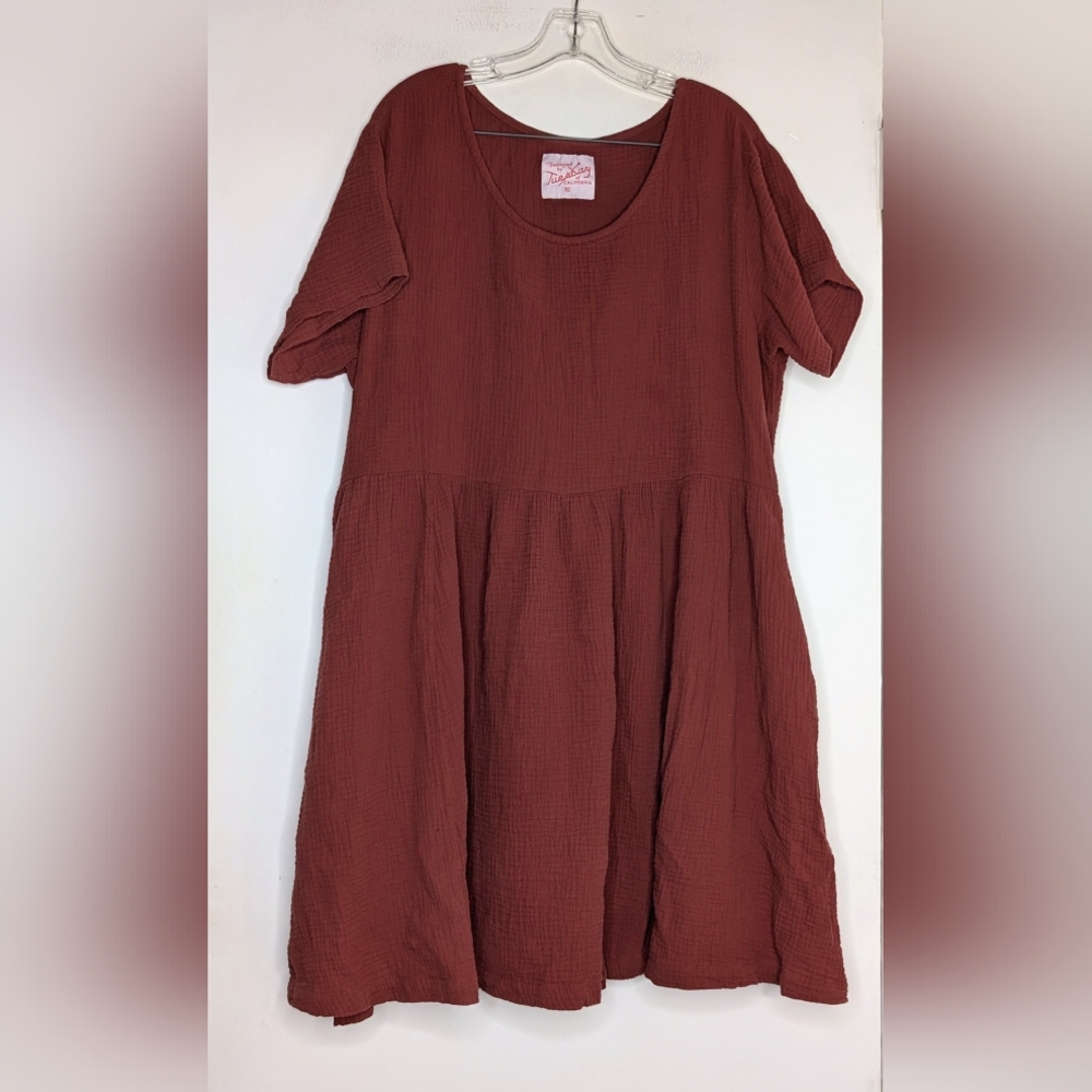 Tuesday of California Muffy Dress in Table Wine
